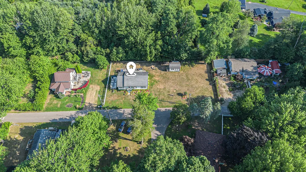 8663 Little Paw Paw Avenue Watervliet Township MI 49098