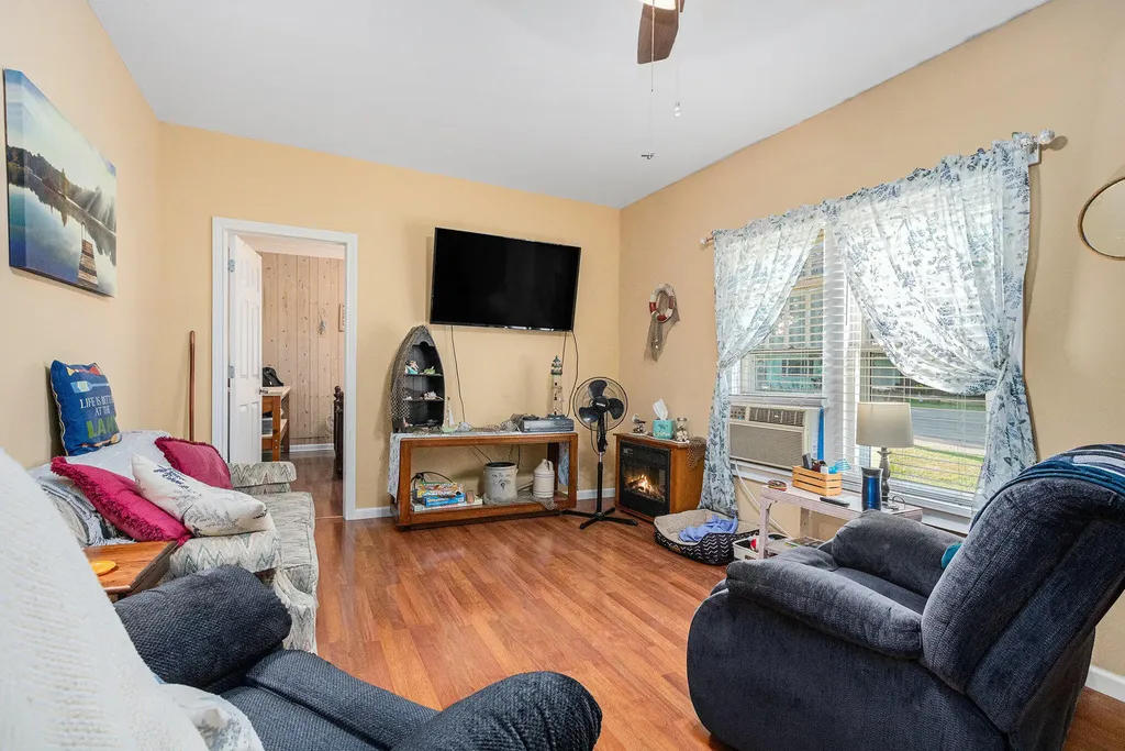 8663 Little Paw Paw Avenue Watervliet Township MI 49098