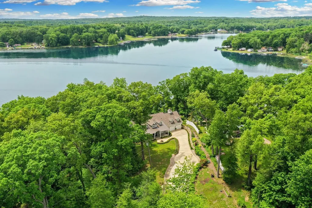 58604 E Clear Lake Road Fabius Township MI 49093