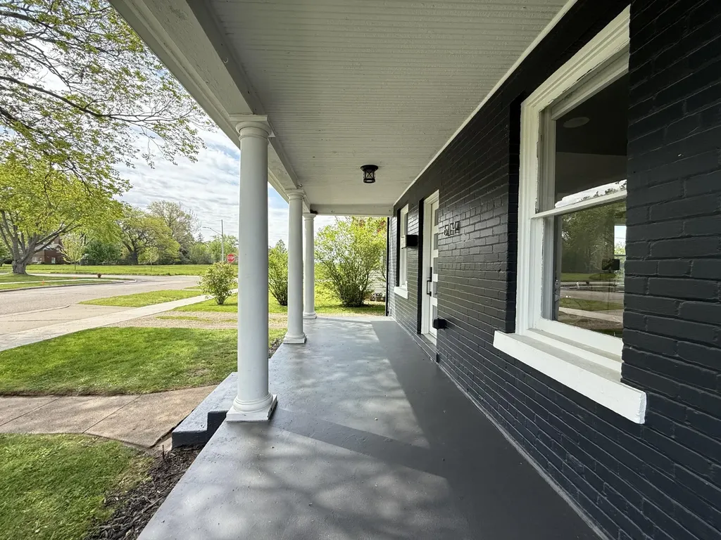614 Magnolia Street Three Oaks Village MI 49128