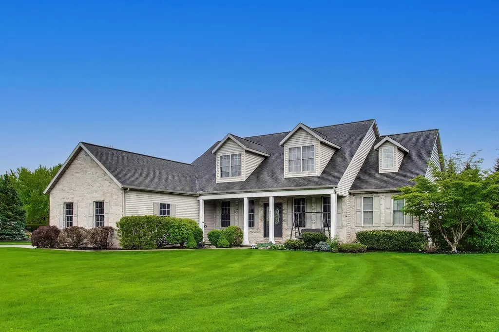 292 River Run Drive Royalton Township MI 49085