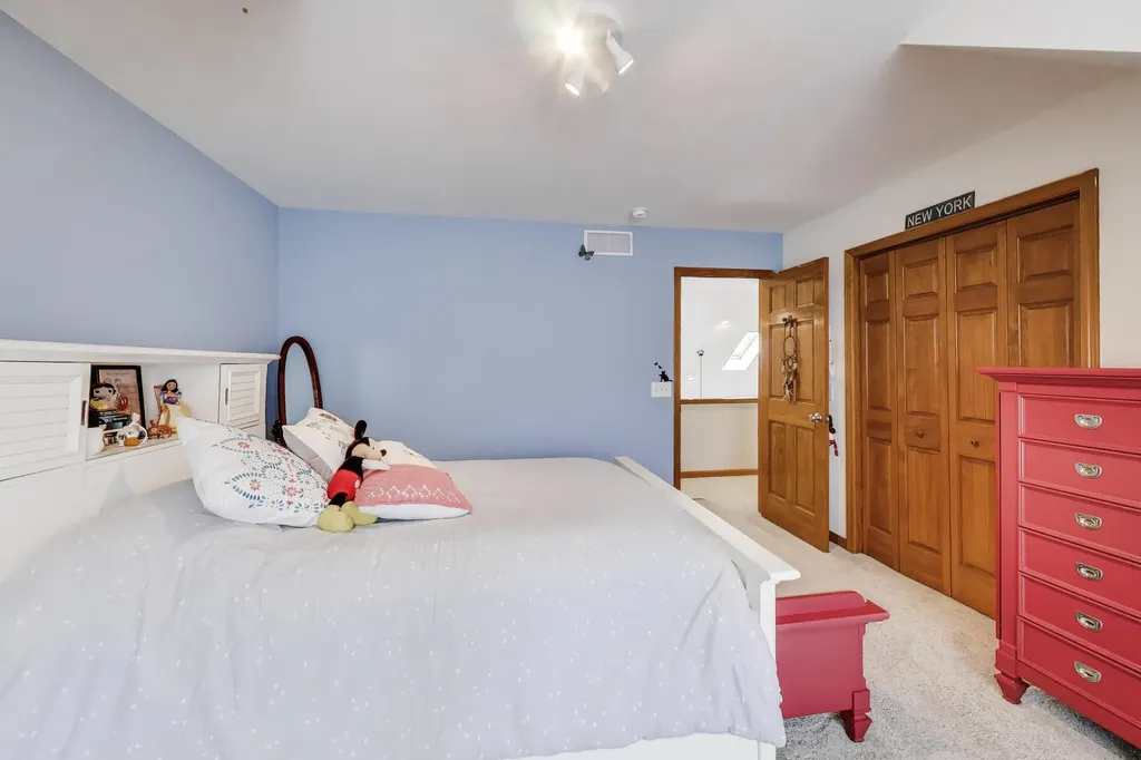292 River Run Drive Royalton Township MI 49085