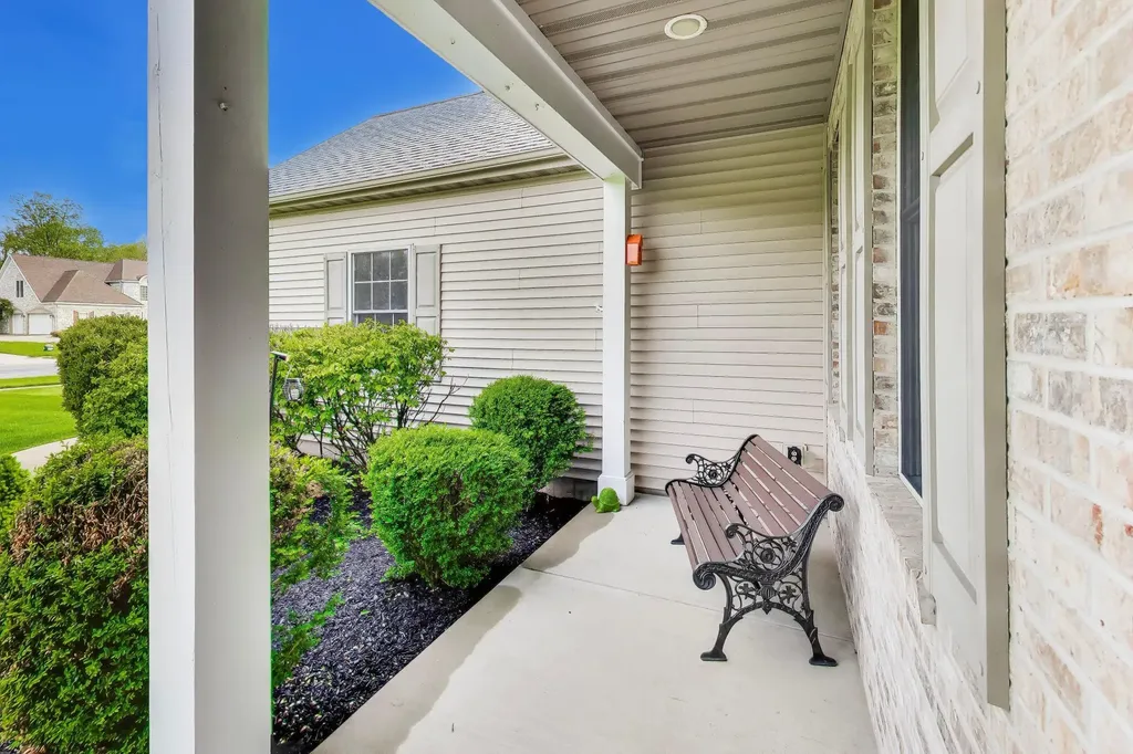 292 River Run Drive Royalton Township MI 49085