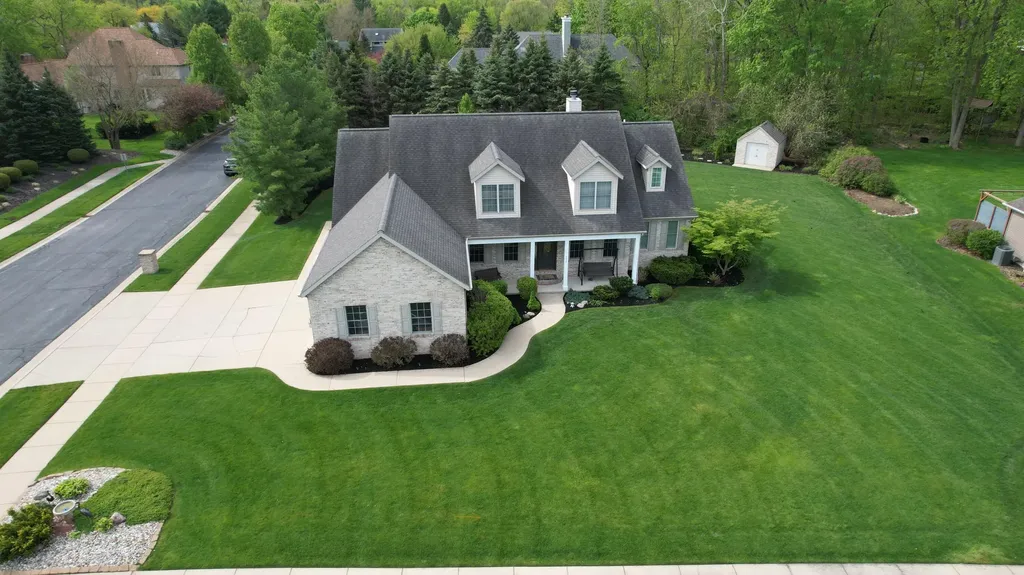 292 River Run Drive Royalton Township MI 49085