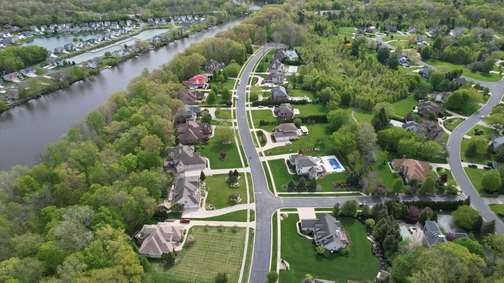 292 River Run Drive Royalton Township MI 49085