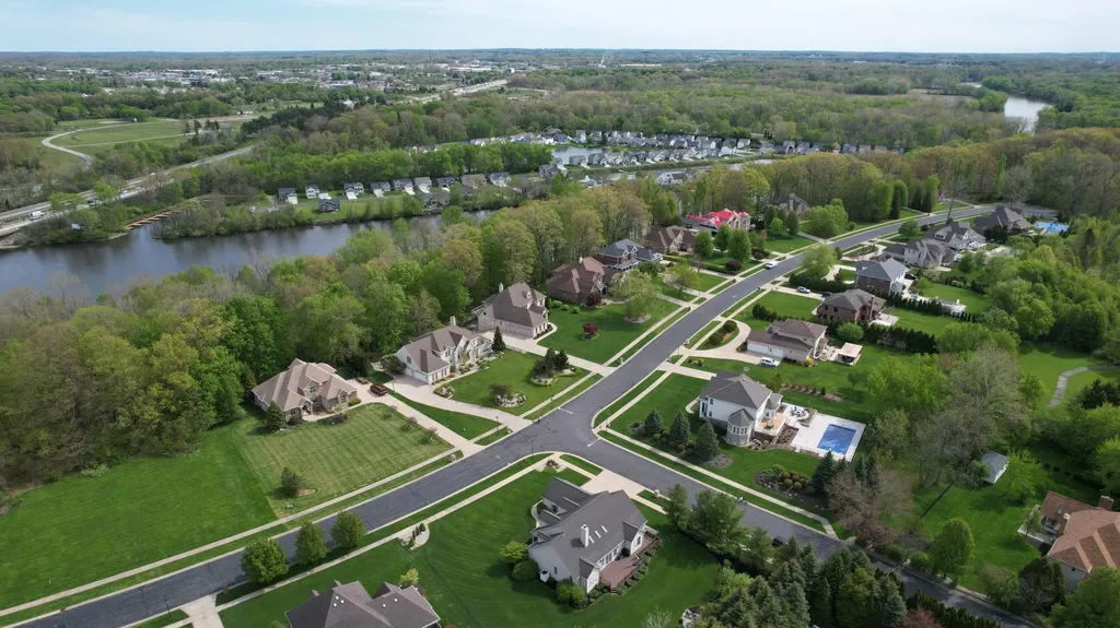 292 River Run Drive Royalton Township MI 49085