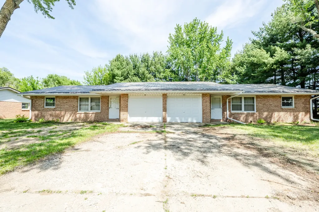 6834 E Napier Avenue Bainbridge Township MI 49022