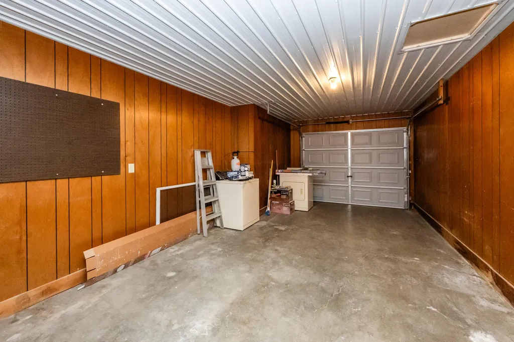 6834 E Napier Avenue Bainbridge Township MI 49022