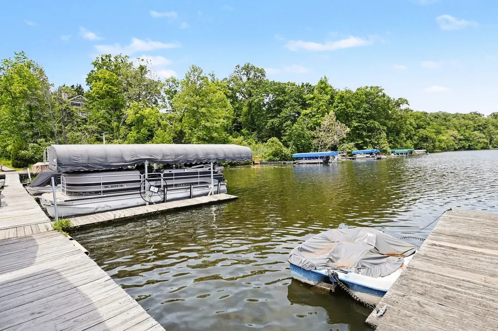 3411 Lake Chapin Drive Oronoko Charter Township MI 49103