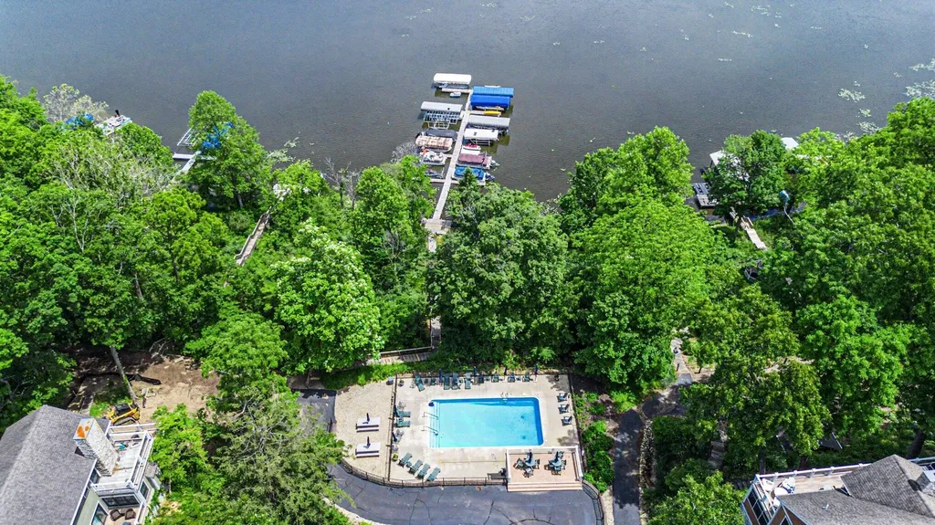 3411 Lake Chapin Drive Oronoko Charter Township MI 49103