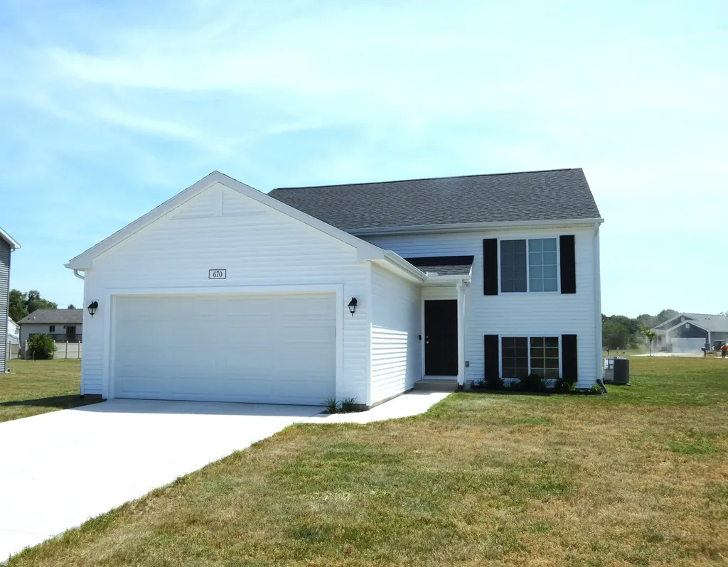 670 Manorwood Circle Benton Charter Township MI 49022