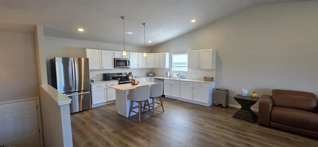 670 Manorwood Circle Benton Charter Township MI 49022