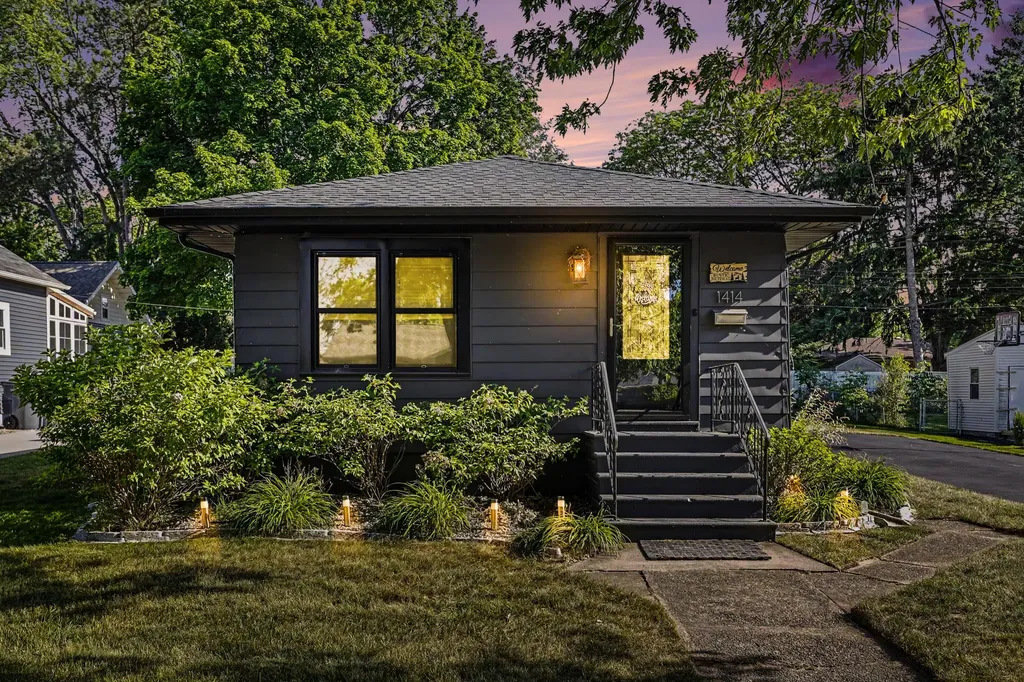 1414 Margaret Place St. Joseph City MI 49085