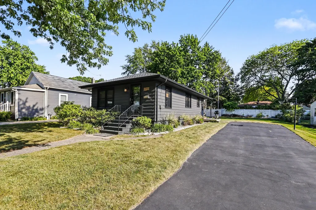 1414 Margaret Place St. Joseph City MI 49085