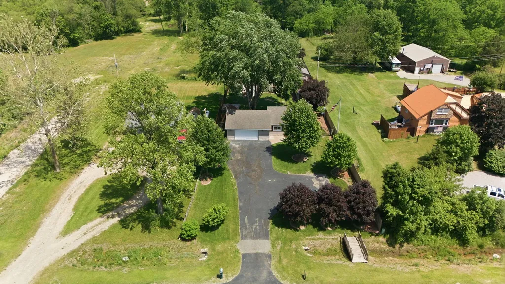 2743 N Michigan 140 Highway Watervliet Township MI 49098
