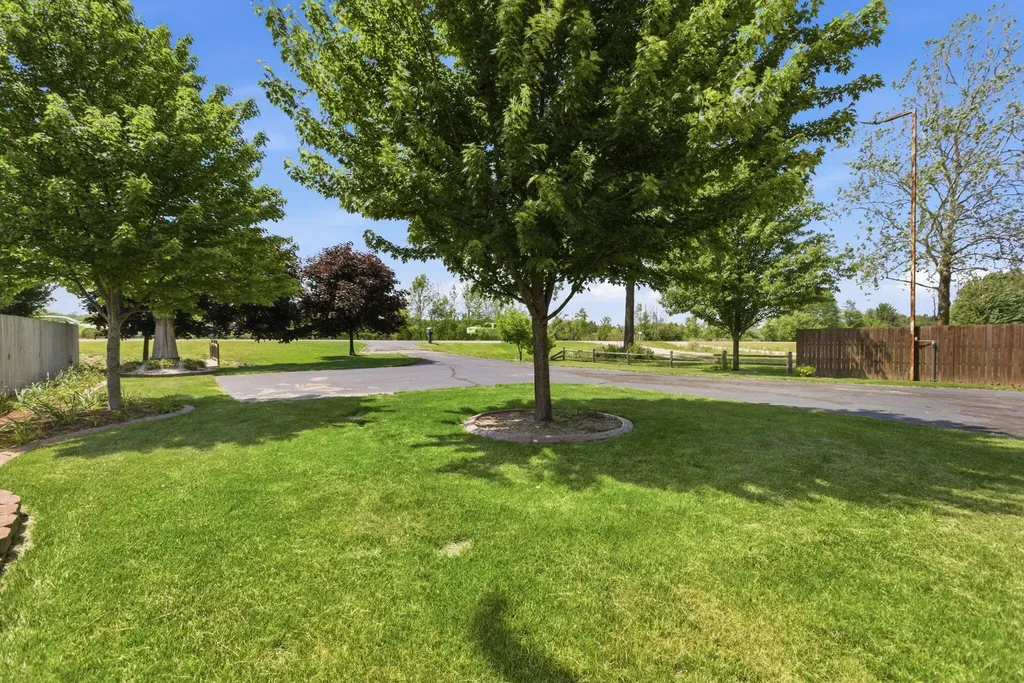 2743 N Michigan 140 Highway Watervliet Township MI 49098