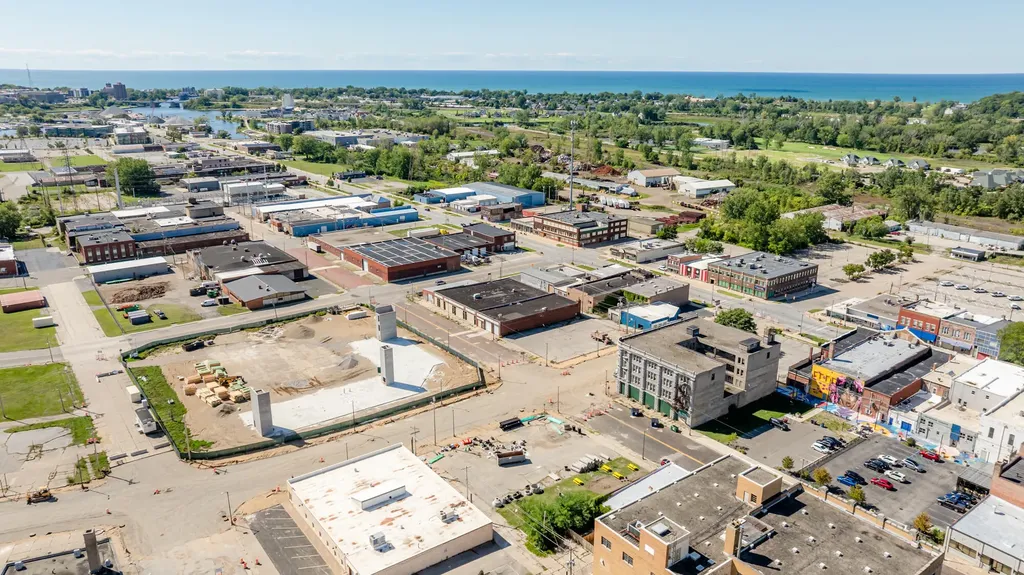 93 W Wall Street Benton Harbor City MI 49022