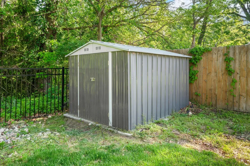 1781 Hacienda Drive Lincoln Charter Township MI 49127