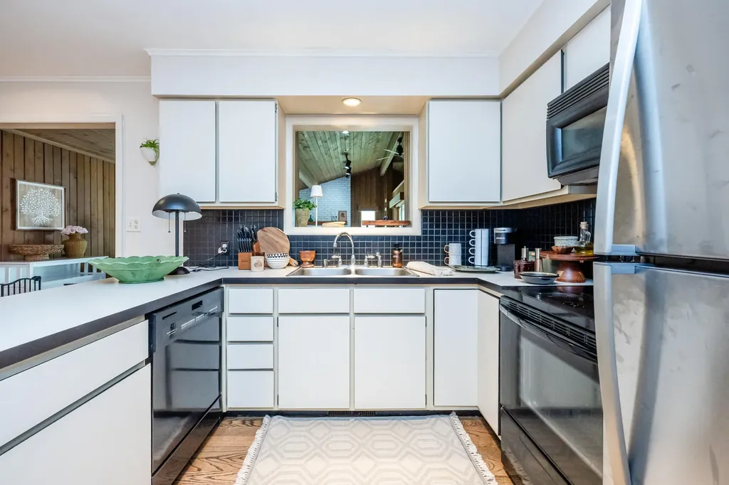 1738 Maiden Lane Lincoln Charter Township MI 49085