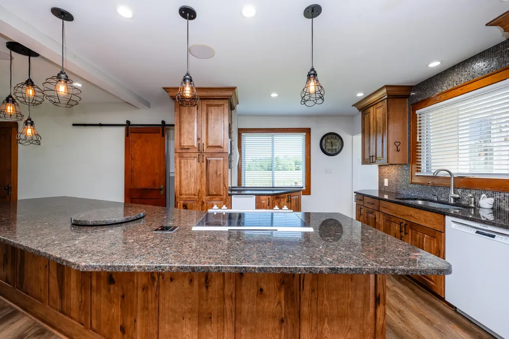 887 W Hinchman Road Baroda Township MI 49101