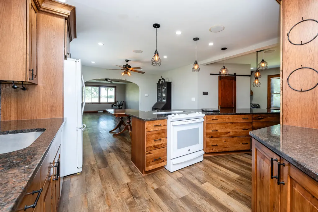 887 W Hinchman Road Baroda Township MI 49101