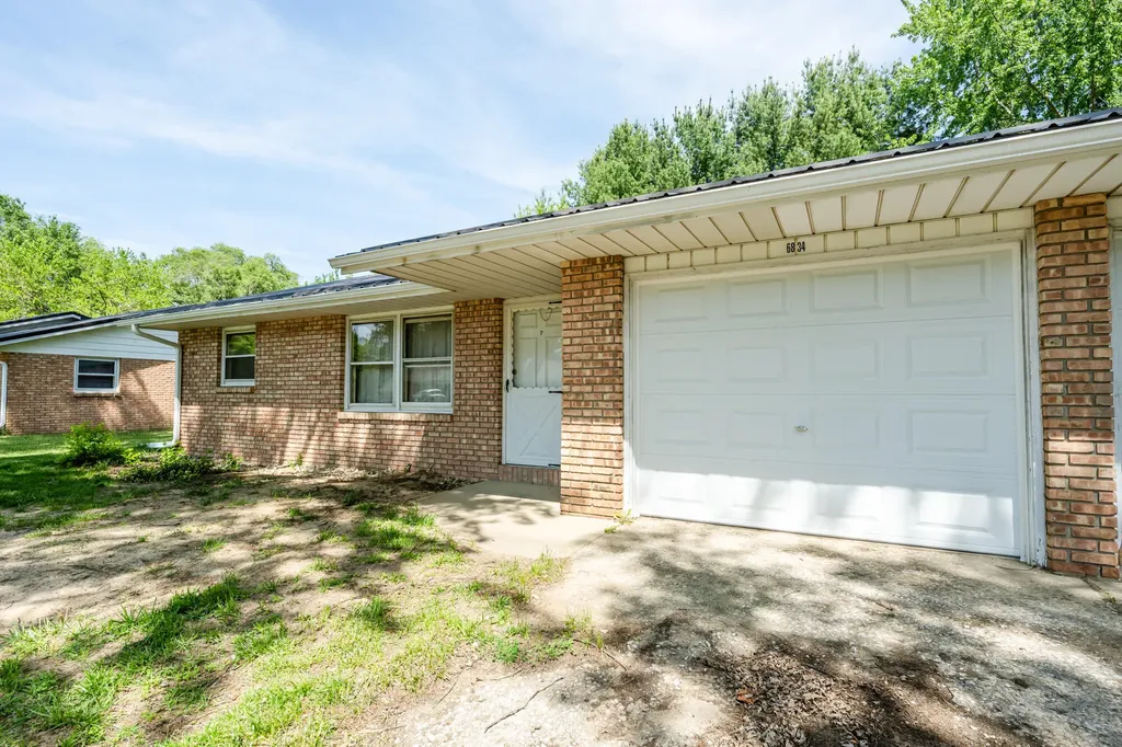 6830 E Napier Avenue Bainbridge Township MI 49022
