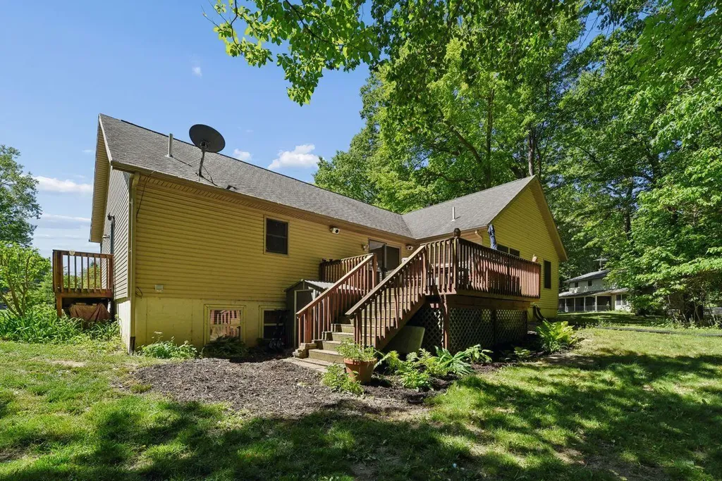 12589 Ed Berth Drive New Buffalo Township MI 49117