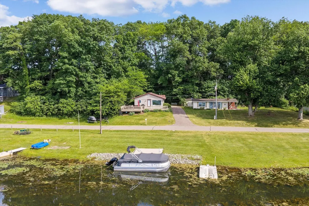 10333 Walnut Drive Fabius Township MI 49093