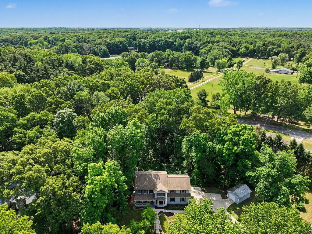 11261 Bridlewood Trail Berrien Township MI 49103