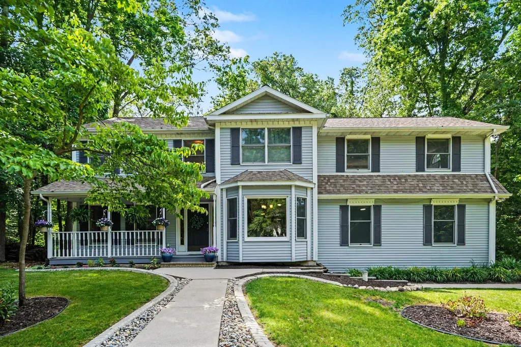 11261 Bridlewood Trail Berrien Township MI 49103