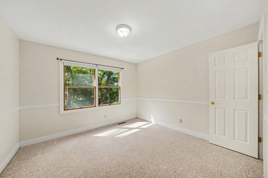 11261 Bridlewood Trail Berrien Township MI 49103