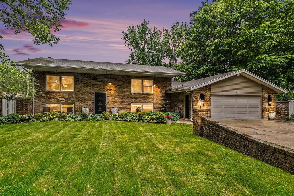 1556 Jasmine Road St. Joseph Charter Township MI 49085