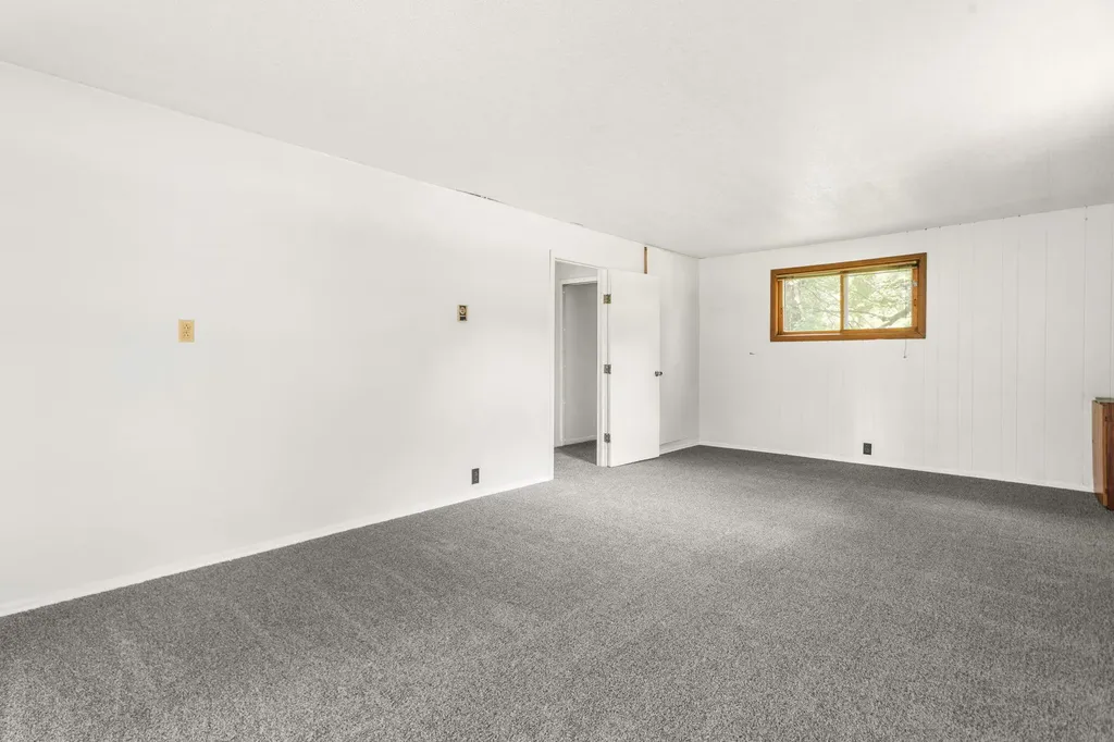 15684 Madron Lake Road Buchanan Township MI 49107