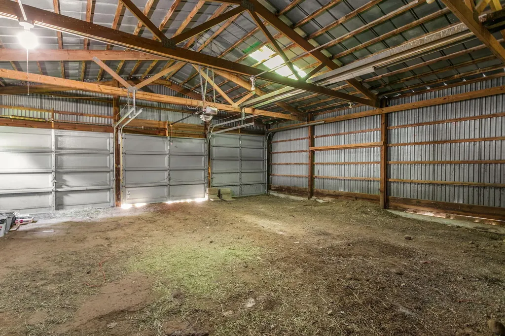 15684 Madron Lake Road Buchanan Township MI 49107