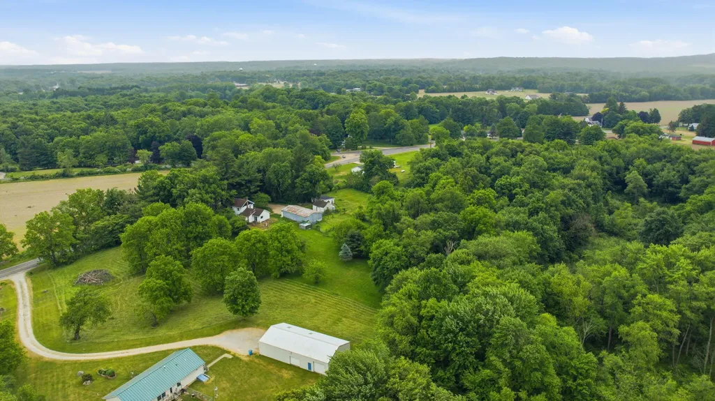 15684 Madron Lake Road Buchanan Township MI 49107
