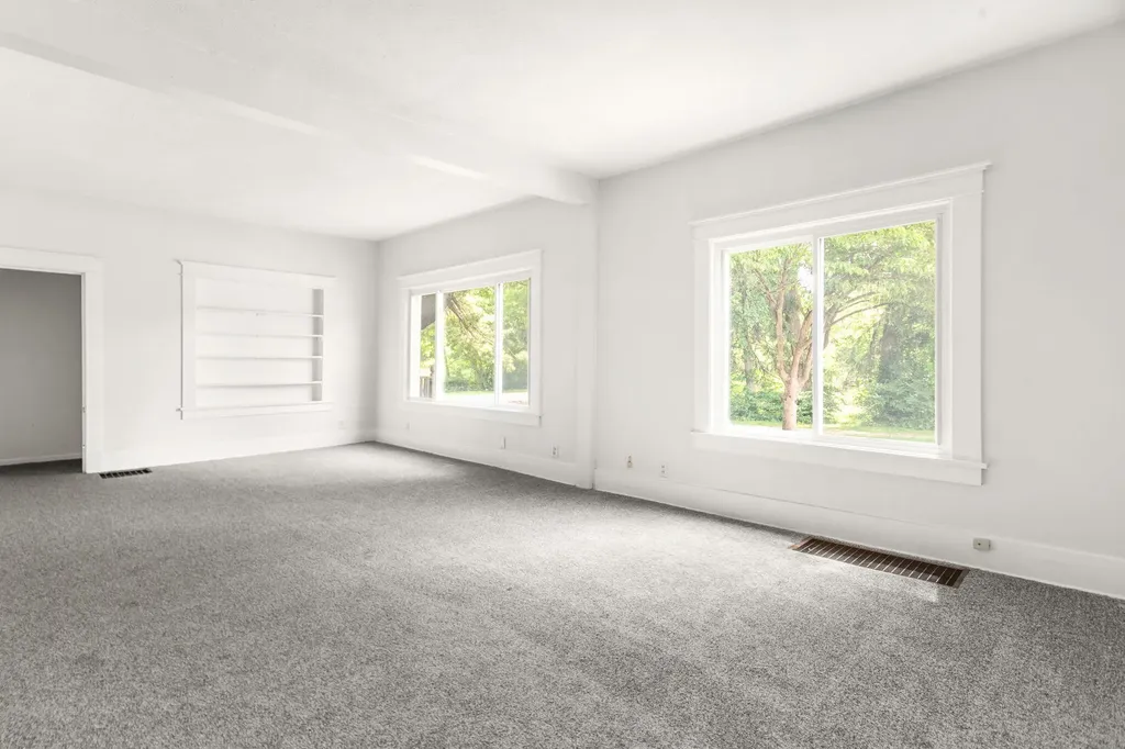 15684 Madron Lake Road Buchanan Township MI 49107