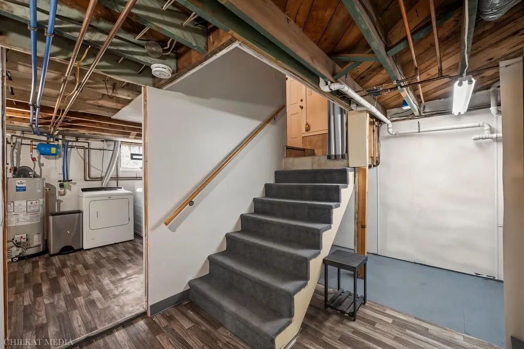 2225 S Cleveland Avenue St. Joseph Charter Township MI 49085