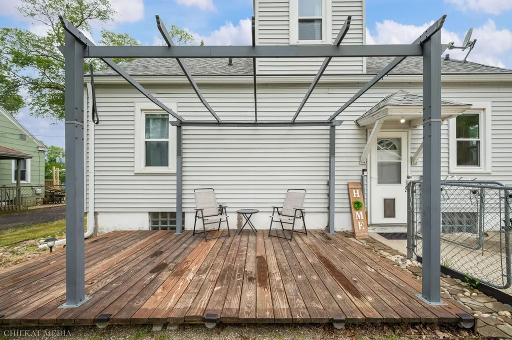 2225 S Cleveland Avenue St. Joseph Charter Township MI 49085