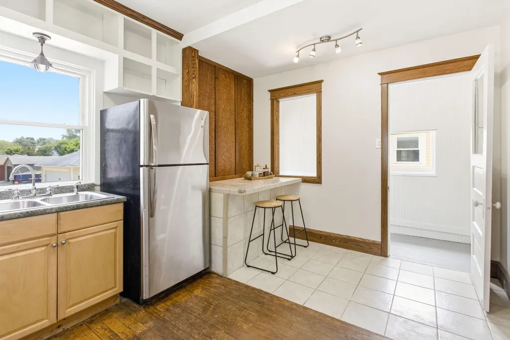 609 Wayne Street St. Joseph City MI 49085