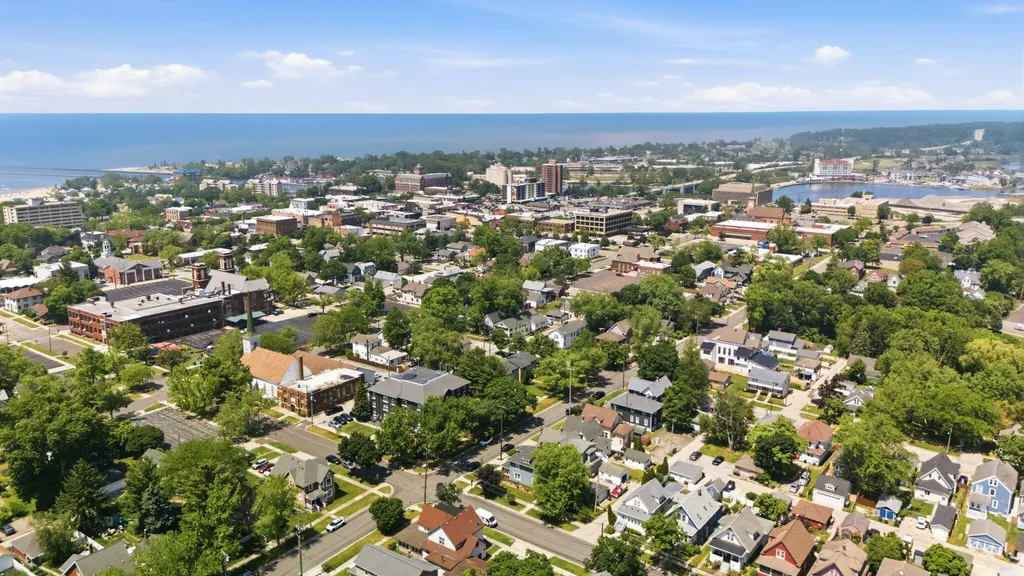 609 Wayne Street St. Joseph City MI 49085