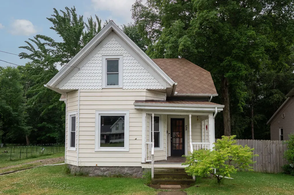 436 E Division Street Dowagiac City MI 49047