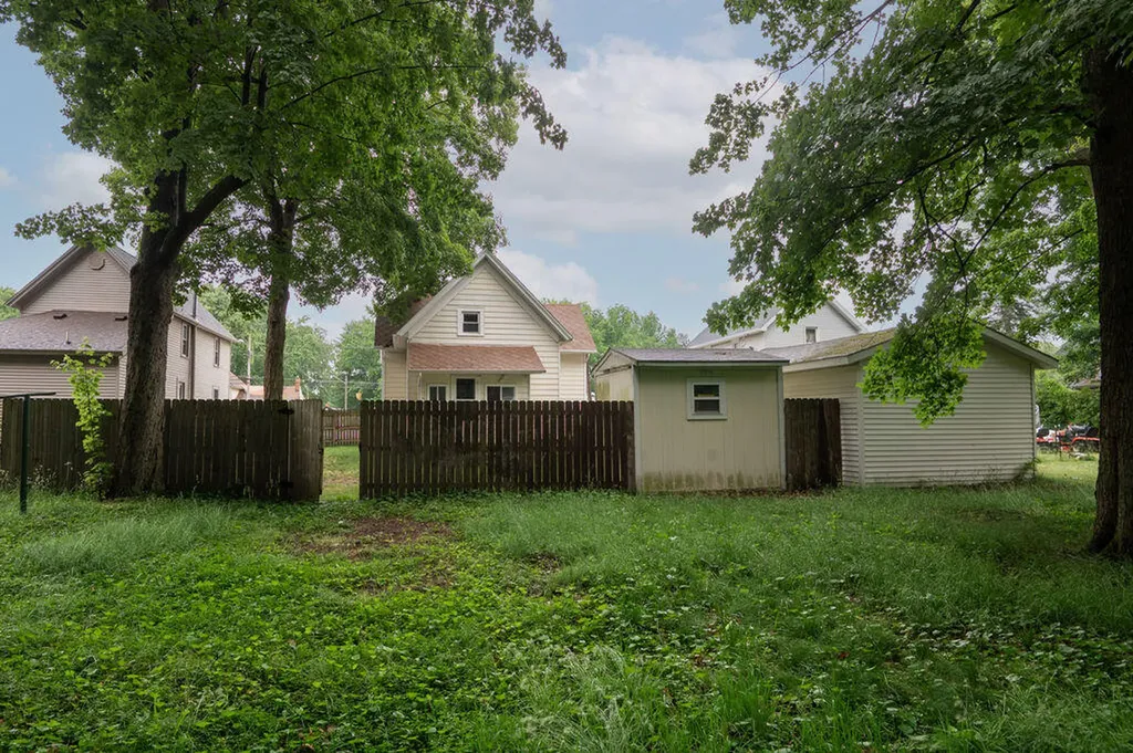 436 E Division Street Dowagiac City MI 49047