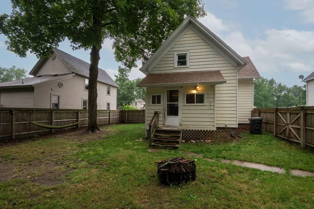 436 E Division Street Dowagiac City MI 49047