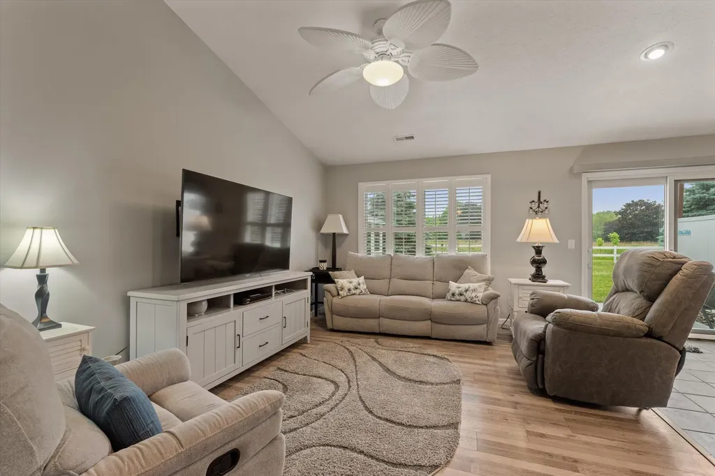 22710 Diamond Cove Street Lagrange Township MI 49031