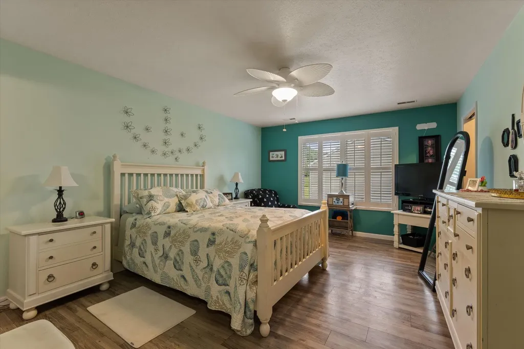 22710 Diamond Cove Street Lagrange Township MI 49031