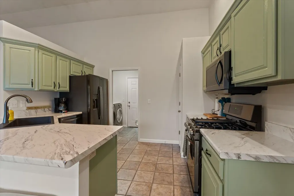 22710 Diamond Cove Street Lagrange Township MI 49031