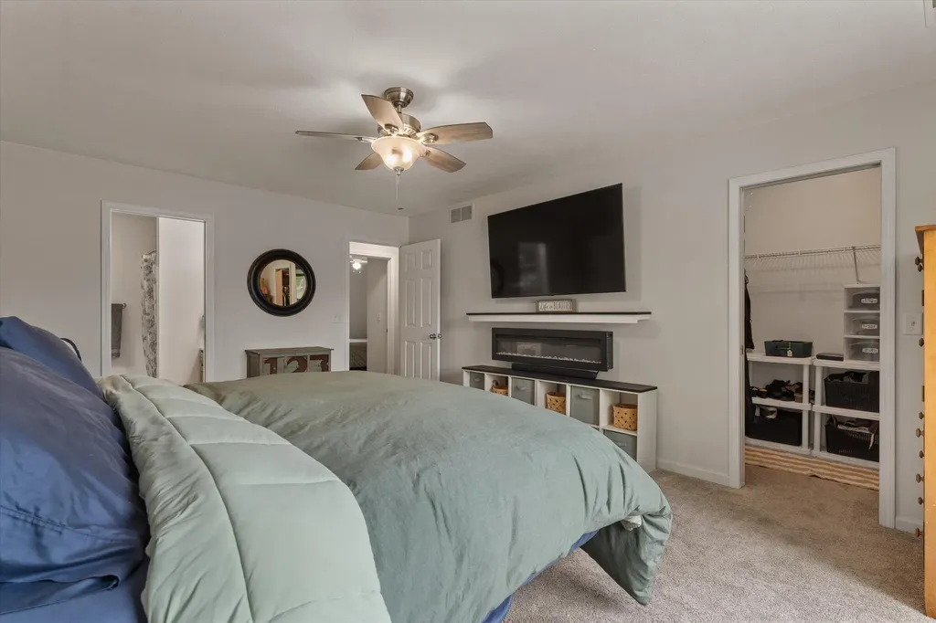 22710 Diamond Cove Street Lagrange Township MI 49031