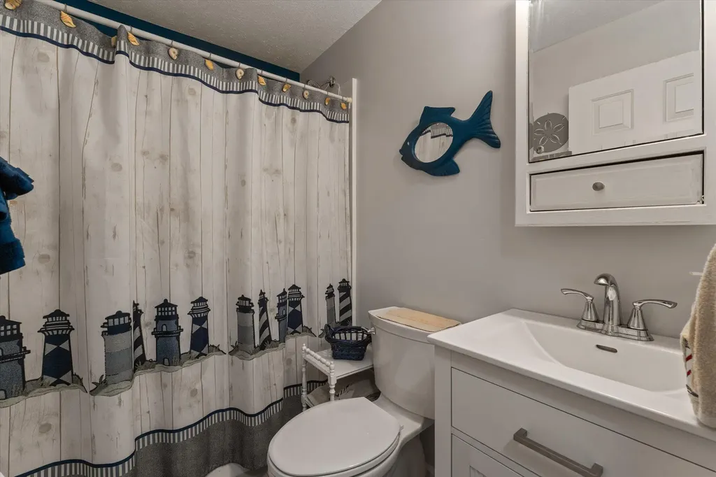 22710 Diamond Cove Street Lagrange Township MI 49031
