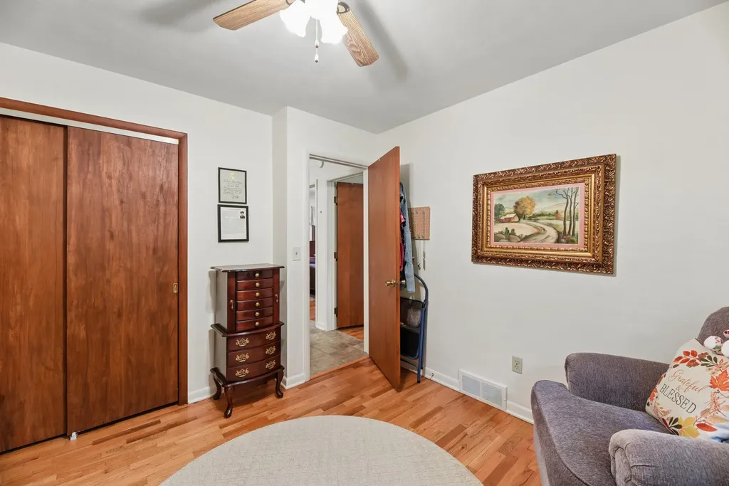 5565 Mohican Drive Lincoln Charter Township MI 49127