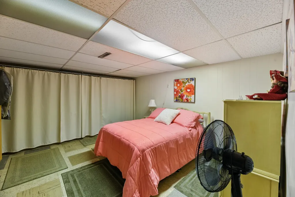 5565 Mohican Drive Lincoln Charter Township MI 49127